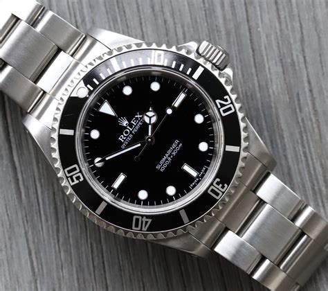 rolex 14060m 2-liner vs 4 leiner|rolex no date 14060m.